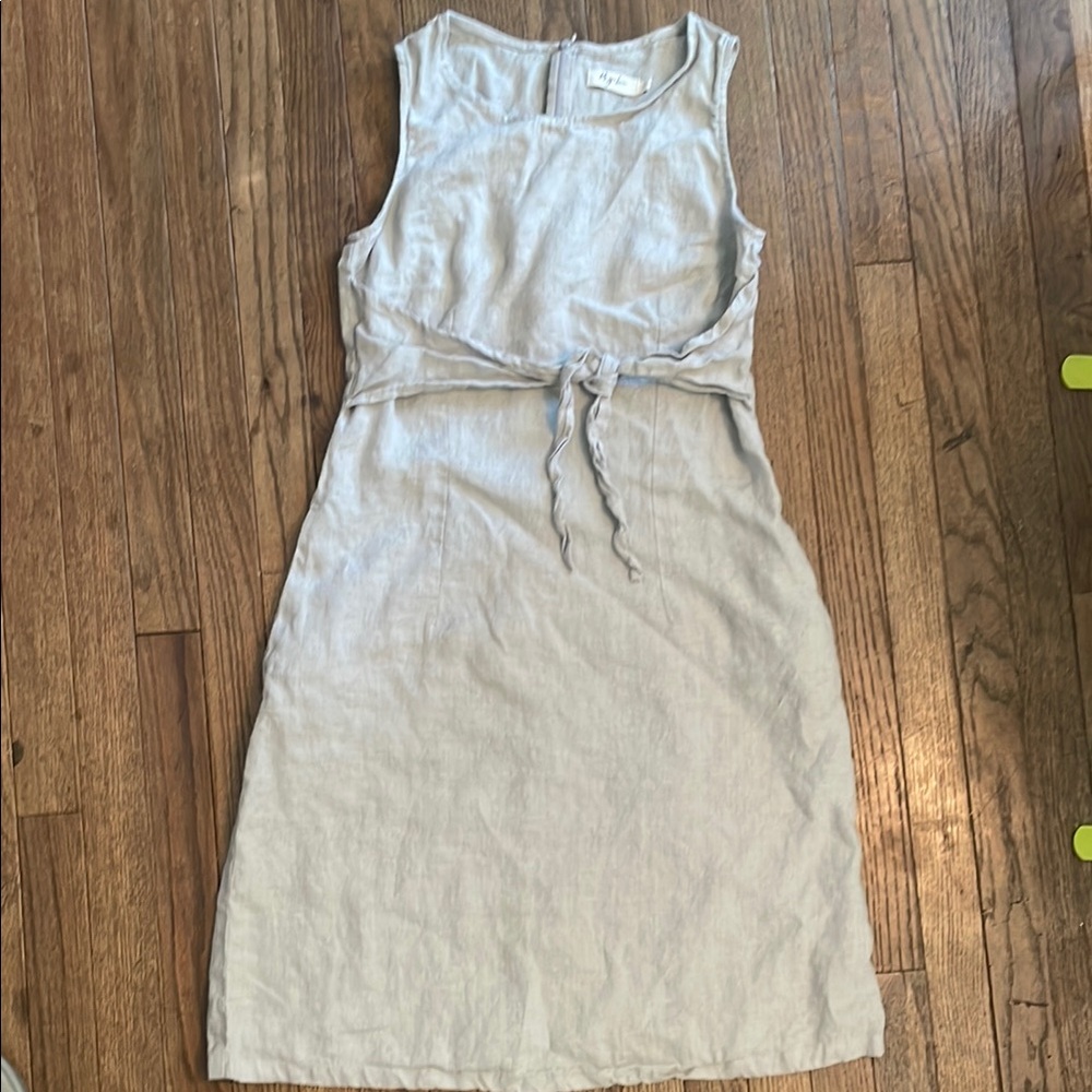 Elegant Gray Sleeveless Dress